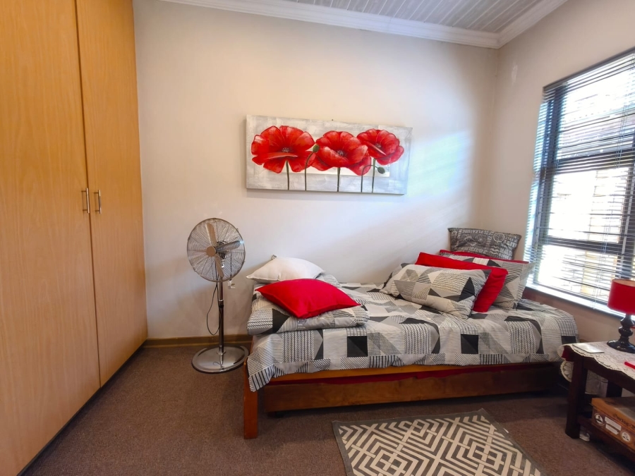 2 Bedroom Property for Sale in Potchefstroom North West